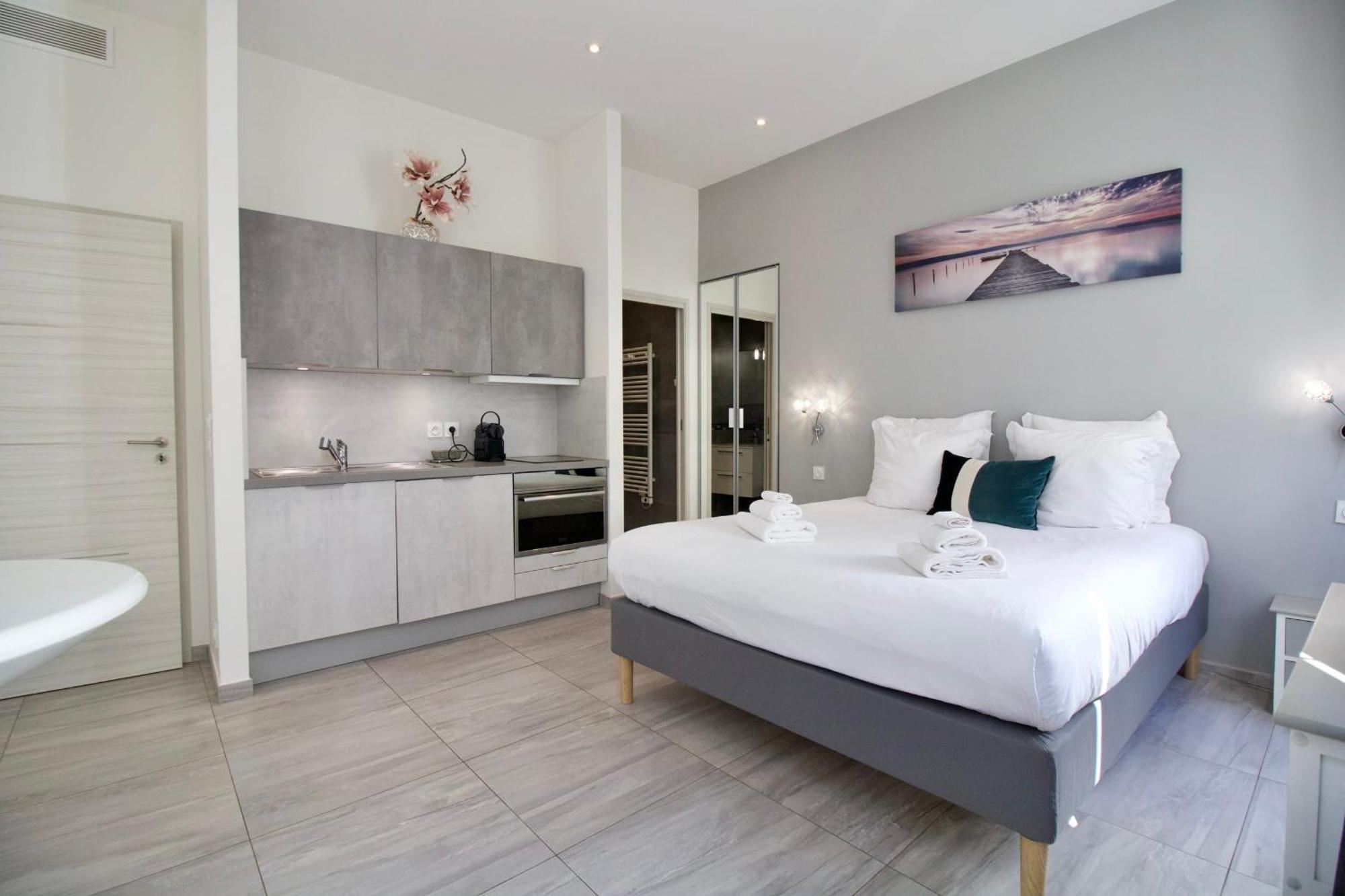 4 Bedrooms 4 Bathrooms Terrace Канны Экстерьер фото