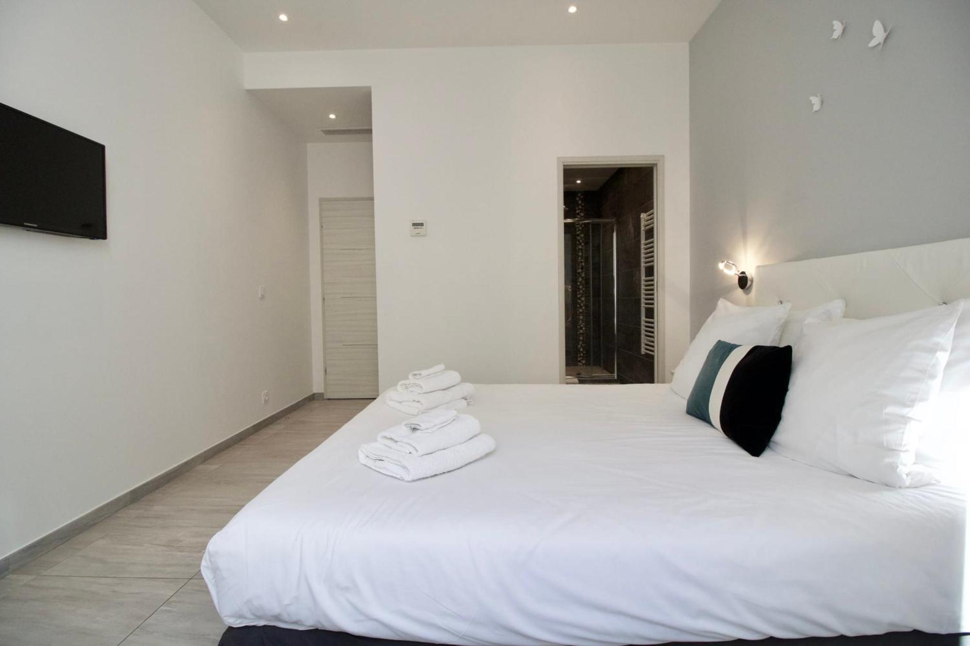 4 Bedrooms 4 Bathrooms Terrace Канны Экстерьер фото
